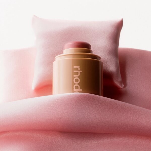 Sleepy girl pocket blush